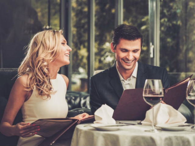 Conversation-Start-Ups-For-Your-Fab-First-Date